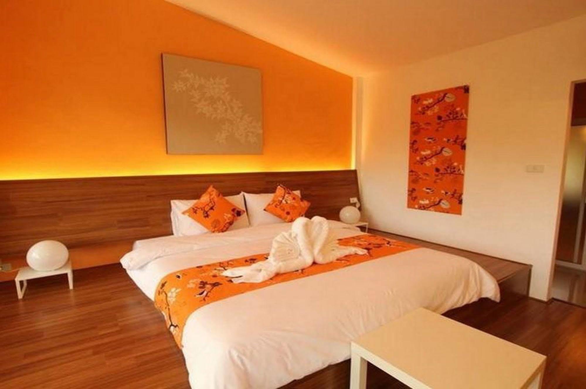 Aurora Resort Kanchanaburi Exterior foto