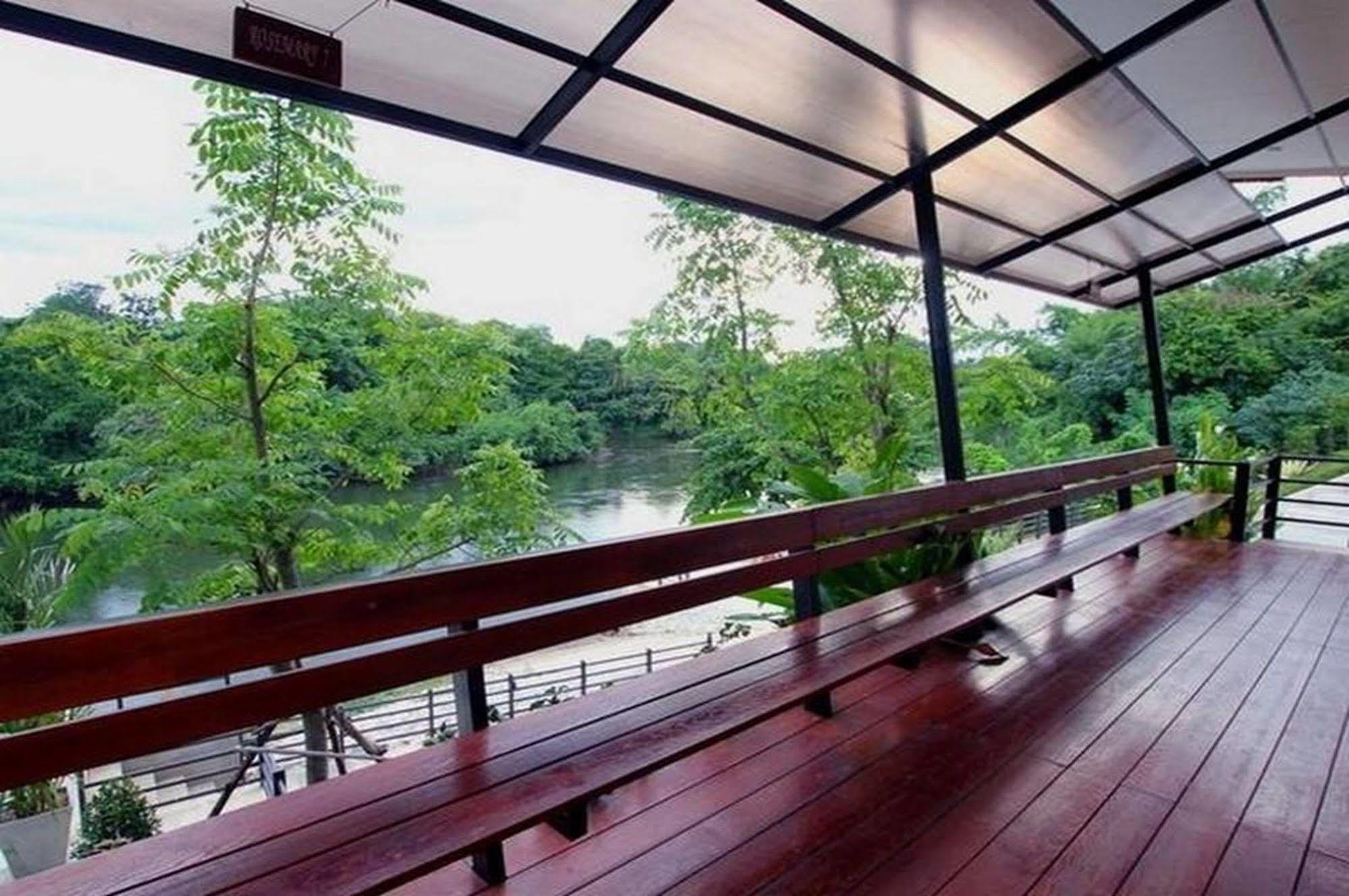 Aurora Resort Kanchanaburi Exterior foto